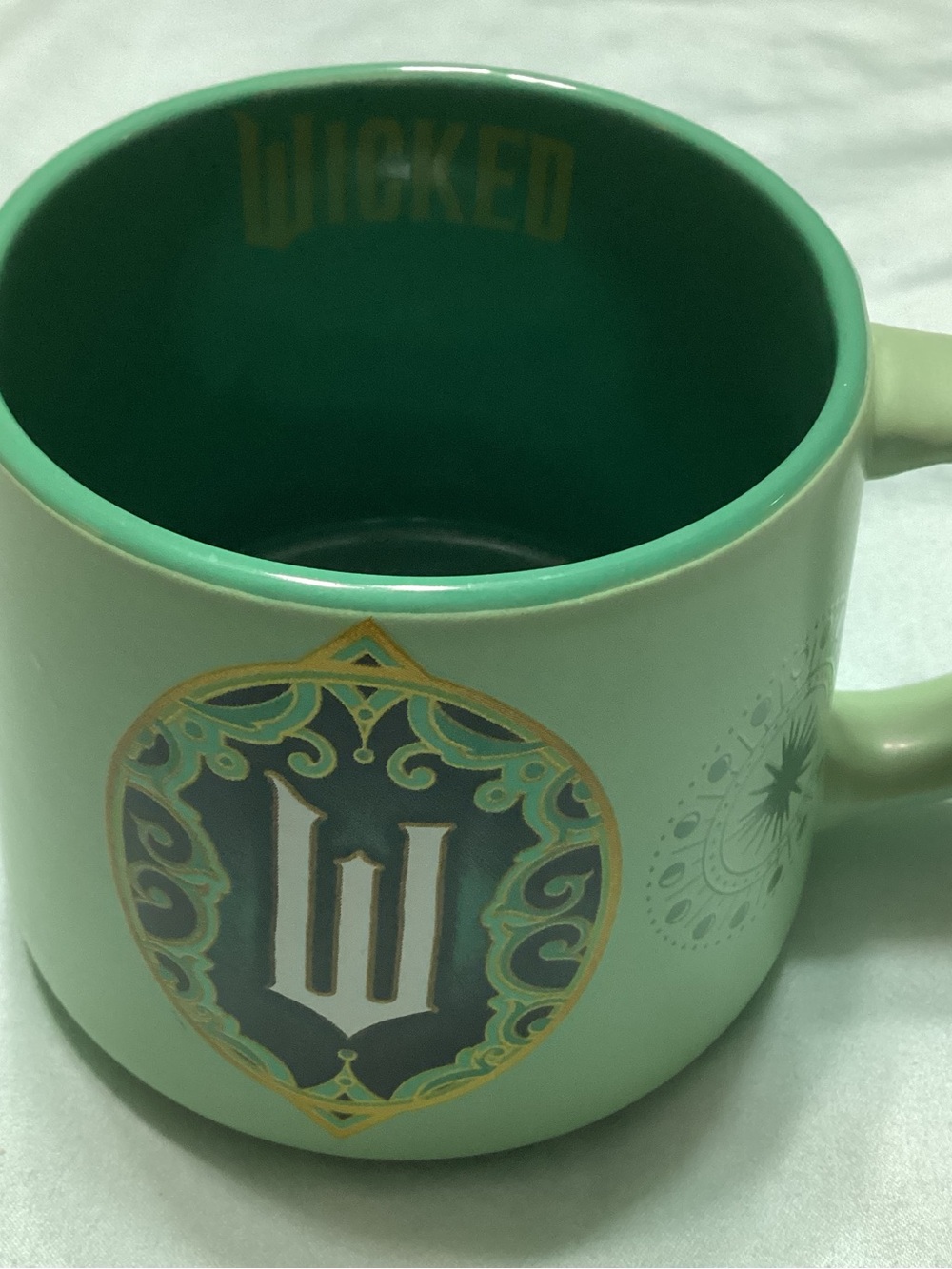 Zak! Universal City Studios Wicked Light Green Ceramic Coffee Cup Mug
